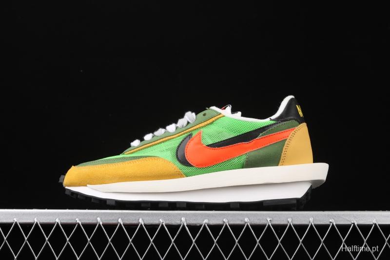 Sacai x NIKE LVD Waffle Daybreak co-signed catwalk style net gauze leather splicing double hook Swoosh running shoes BV0073-300