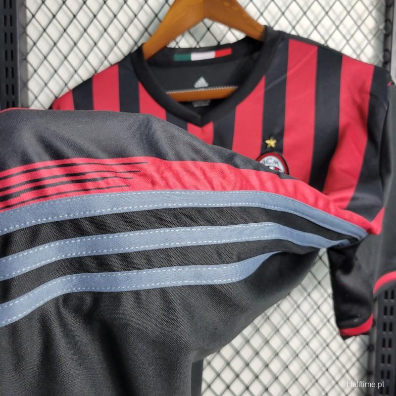 Retro 16-17 AC Milan Home Soccer Jersey