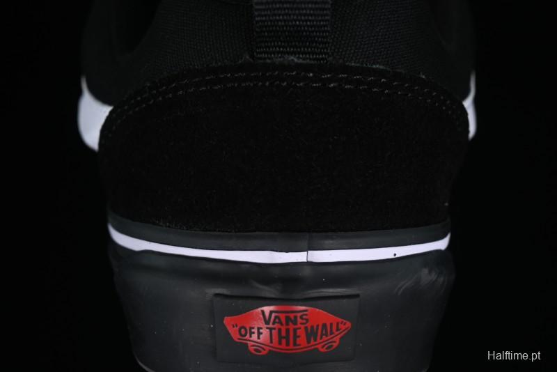 Vans Classics Knu Skool Retro Skate Shoes with Thickened Tongue and Oversized Toe - VN0009QCB9P